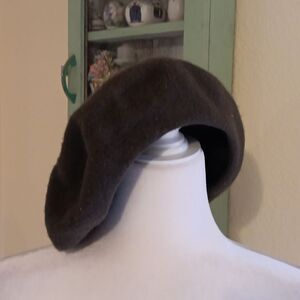 Angela And William By Epoch Hats Olive Green Beret. Coolio